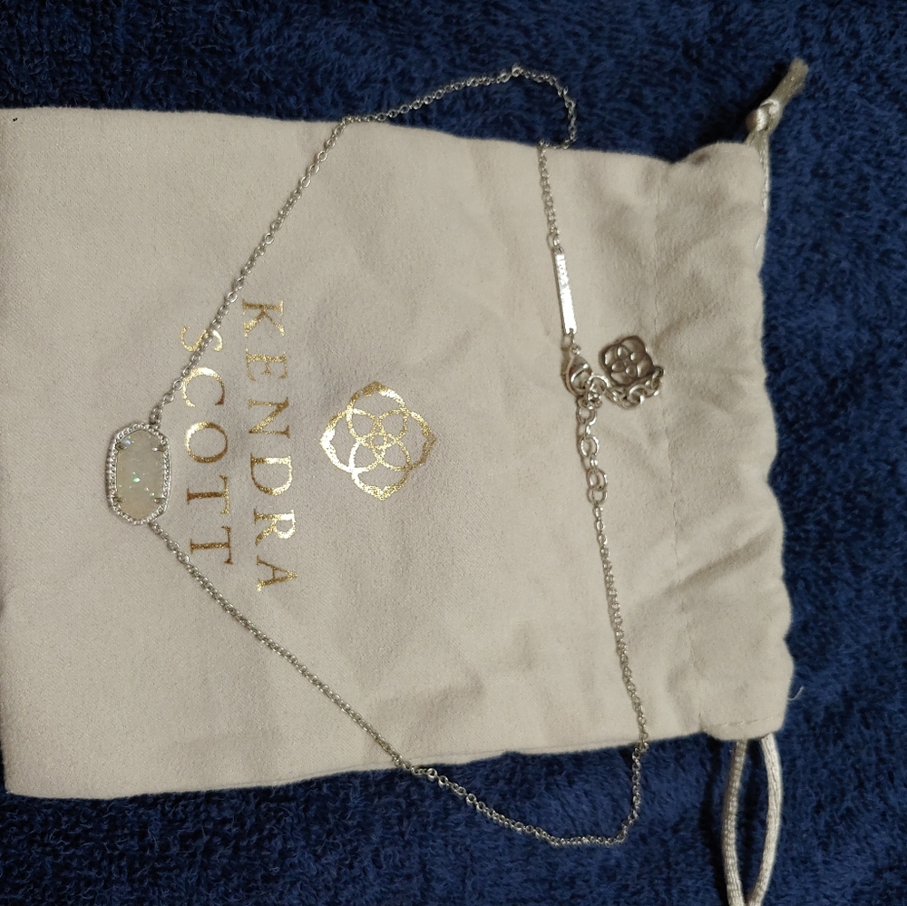 Kendra Scott white druzy necklace